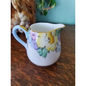 Vtg Crown Staffordshire Fine Bone China Mini Floral Creamer 22k gold